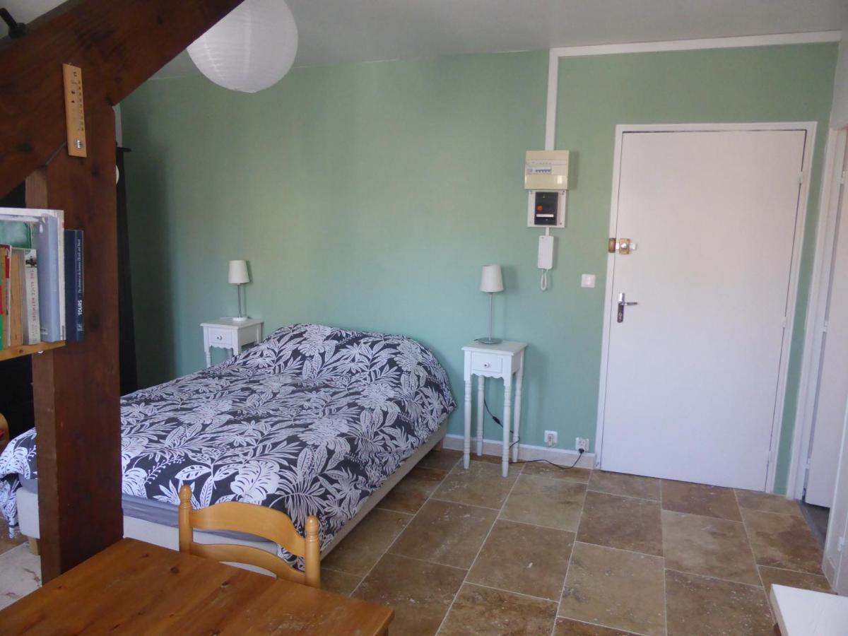 Studio Calme Au Coeur De Tours Exterior foto